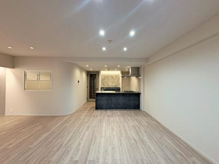 �_�ސ쌧���l�s�`�k��V���l1���ڂ̒��Ã}���V�����̃��r���O