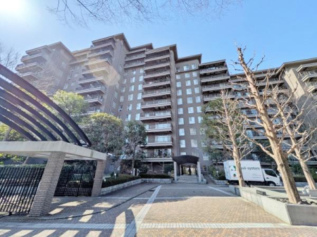 �����s���c�s����6���ڂ̒��Ã}���V�����̌��n�O�ώʐ^