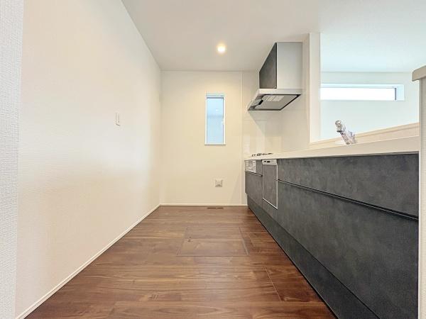 �_�ސ쌧��a�s��a�c�̐V�z��ˌ��ẴL�b�`��