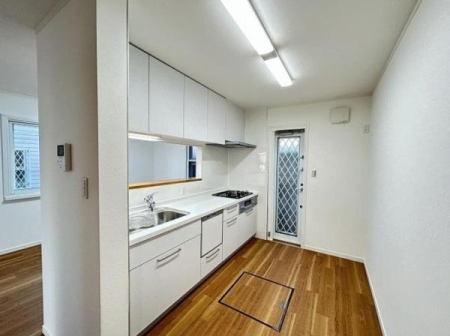 �����s���c�s�R�蒬�̒��È�ˌ��ẴL�b�`��