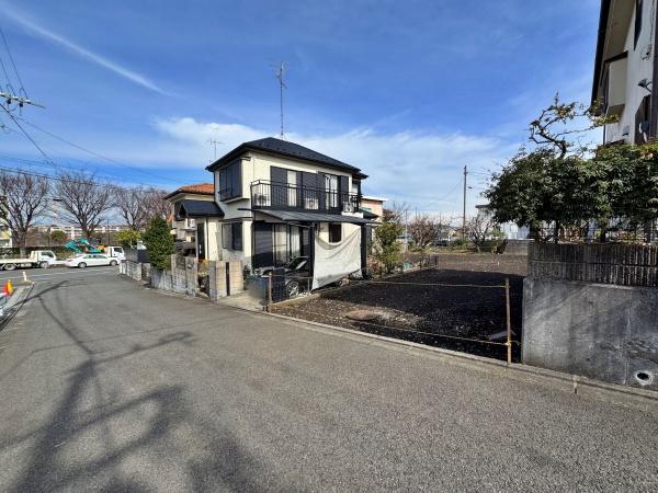 �����s���c�s�{���c�̓y�n�̑O�ʓ��H�܂ތ��n�ʐ^