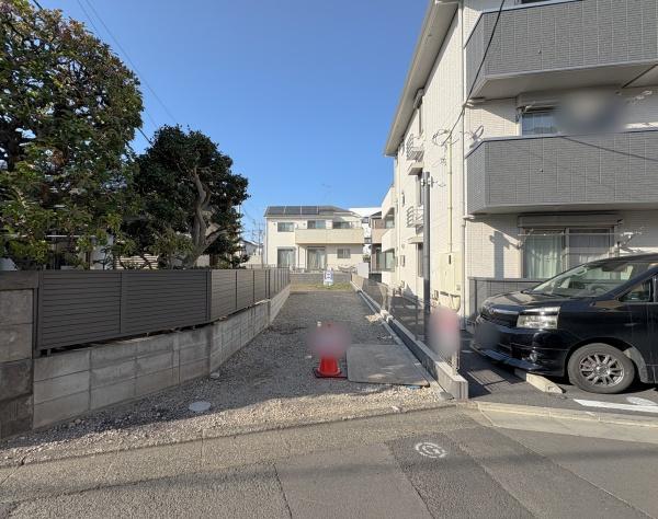 �_�ސ쌧��a�s�ъ�2���ڂ̓y�n�̑O�ʓ��H�܂ތ��n�ʐ^