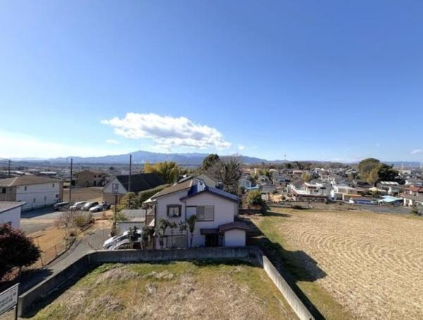 �_�ސ쌧���͌��s���镔�̐V�z��ˌ��Ă̑O�ʓ��H�܂ތ��n�ʐ^