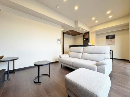 �_�ސ쌧��a�s����1���ڂ̒��Ã}���V�����̃��r���O