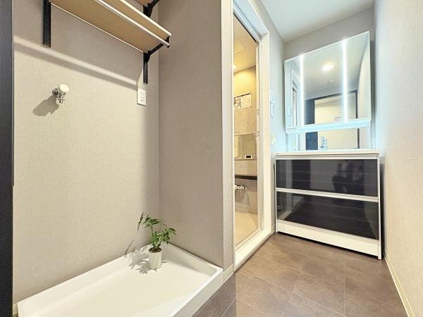 �_�ސ쌧��a�s����1���ڂ̒��Ã}���V�����̐��ʑ�E���ʏ�