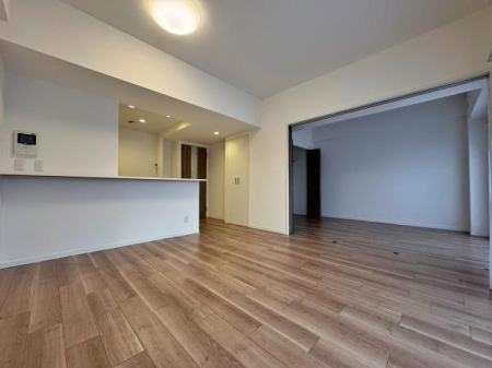 �_�ސ쌧��a�s����1���ڂ̒��Ã}���V�����̃��r���O