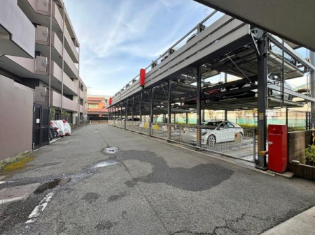 �_�ސ쌧��a�s���ߊԂ̒��Ã}���V�����̂��̑����n