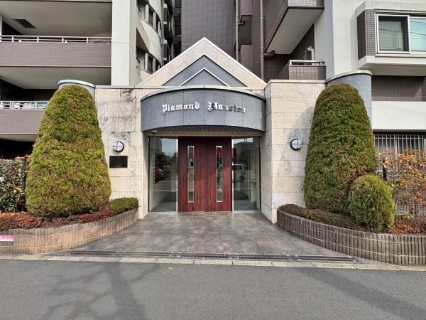 �_�ސ쌧��a�s���ߊԂ̒��Ã}���V�����̂��̑����n