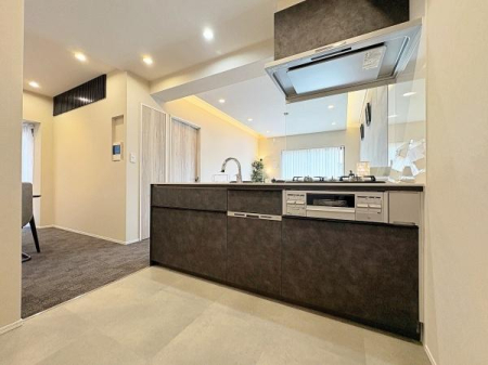 �_�ސ쌧��a�s���ߊԂ̒��Ã}���V�����̃L�b�`��