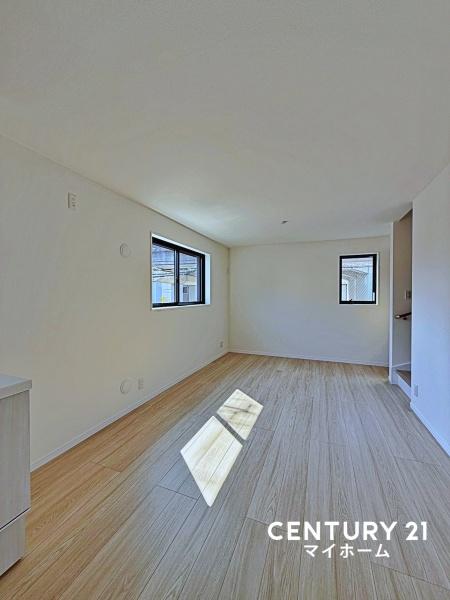 �_�ސ쌧���l�s��撆��1���ڂ̐V�z��ˌ��Ẵ��r���O