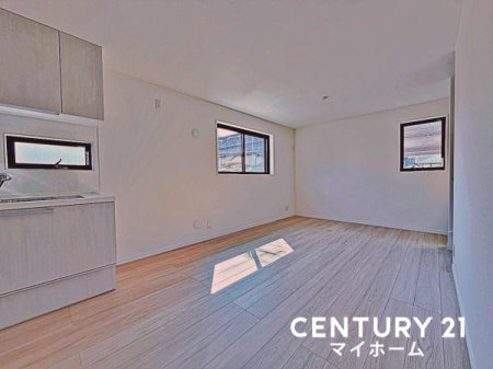 �_�ސ쌧���l�s��撆��1���ڂ̐V�z��ˌ��Ẵ��r���O