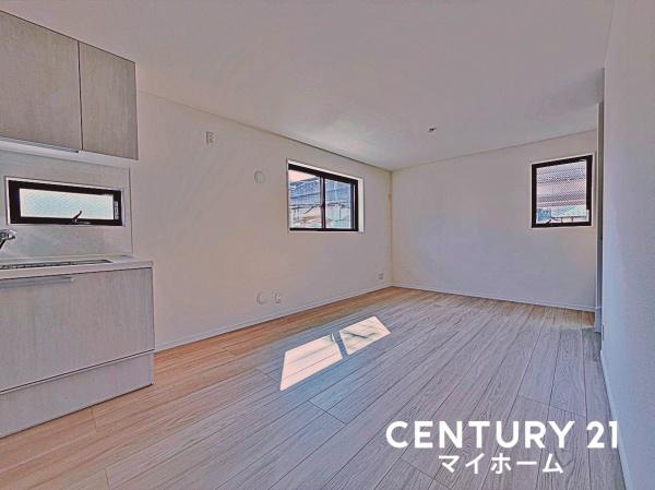 �_�ސ쌧���l�s��撆��1���ڂ̐V�z��ˌ��Ẵ��r���O