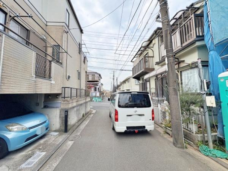 �_�ސ쌧���l�s�`��擌�i�J1���ڂ̐V�z��ˌ��Ă̑O�ʓ��H�܂ތ��n�ʐ^