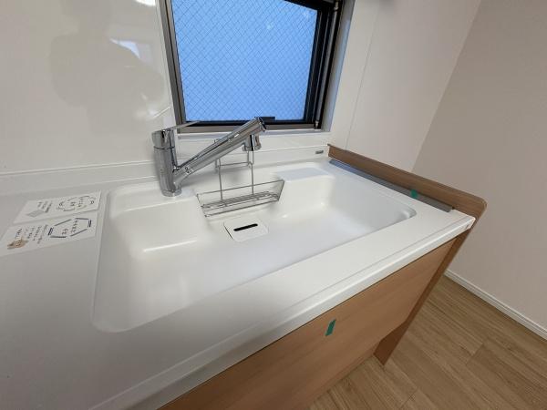 �_�ސ쌧���s�K��Îs��2���ڂ̒��È�ˌ��ẴL�b�`��