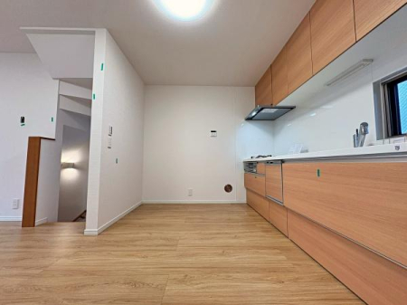 �_�ސ쌧���s�K��Îs��2���ڂ̒��È�ˌ��ẴL�b�`��