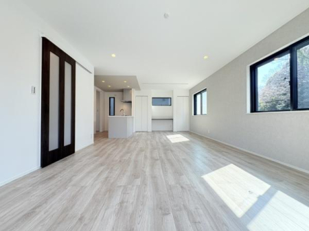 �_�ސ쌧���l�s�h��c�J���̐V�z��ˌ��Ẵ��r���O