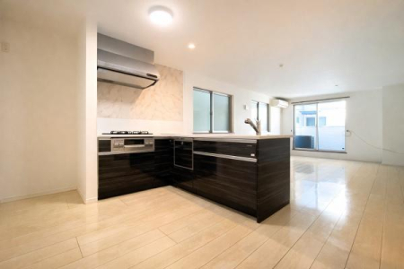 �_�ސ쌧���l�s�`�k����k1���ڂ̒��È�ˌ��Ẵ��r���O