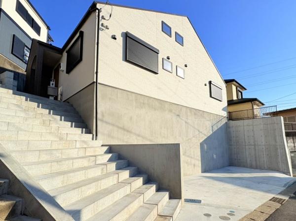 �_�ސ쌧���l�s���V�����̐V�z��ˌ��Ă̌��n�O�ώʐ^