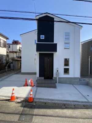 �_�ސ쌧���s�{�O����{��2���ڂ̐V�z��ˌ��Ă̌��n�O�ώʐ^