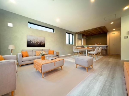 �_�ސ쌧���l�s����{�q�Ԗ�̐V�z��ˌ��Ẵ��r���O