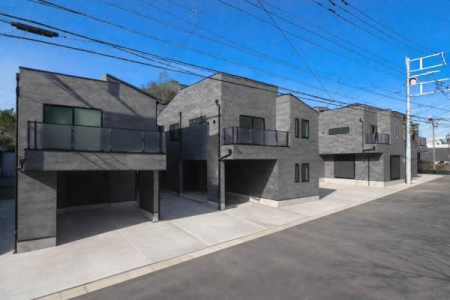 �_�ސ쌧���l�s����{�q�Ԗ�̐V�z��ˌ��Ă̕����ϊX���ݎʐ^