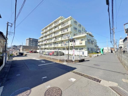 �_�ސ쌧��a�s���X2���ڂ̒��Ã}���V�����̌��n�O�ώʐ^