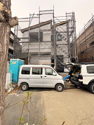 �_�ސ쌧��a�s���c3���ڂ̐V�z��ˌ��Ă̑O�ʓ��H�܂ތ��n�ʐ^