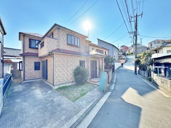 �_�ސ쌧���l�s�`������5���ڂ̒��È�ˌ��Ă̑O�ʓ��H�܂ތ��n�ʐ^