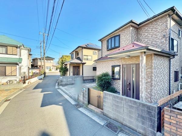 �_�ސ쌧���l�s�`������5���ڂ̒��È�ˌ��Ă̑O�ʓ��H�܂ތ��n�ʐ^