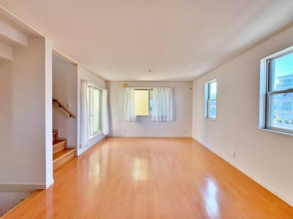 �_�ސ쌧���l�s�`������5���ڂ̒��È�ˌ��Ẵ��r���O