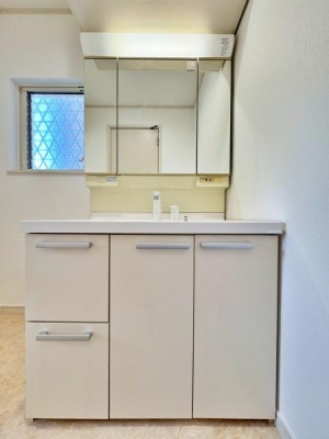 �_�ސ쌧���l�s�`������5���ڂ̒��È�ˌ��Ă̐��ʑ�E���ʏ�