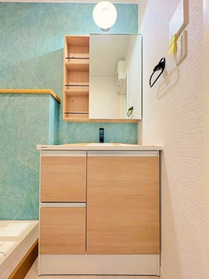 �_�ސ쌧���l�s�ߌ��掂�q�P�J1���ڂ̒��È�ˌ��Ă̐��ʑ�E���ʏ�