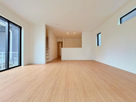 �_�ސ쌧���l�s�����\����ʂ̐V�z��ˌ��Ẵ��r���O