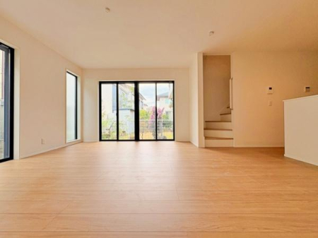 �_�ސ쌧���l�s�����\����ʂ̐V�z��ˌ��Ẵ��r���O