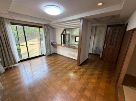 �_�ސ쌧���l�s�_�ސ�攒�������̒��È�ˌ��Ẵ��r���O