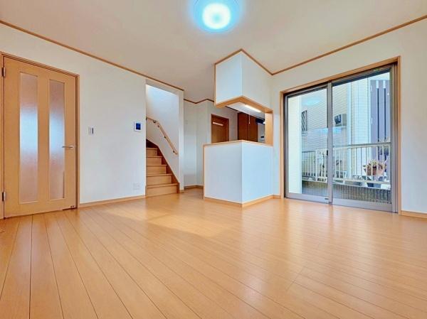 �_�ސ쌧���l�s���Z�c��4���ڂ̒��È�ˌ��Ẵ��r���O