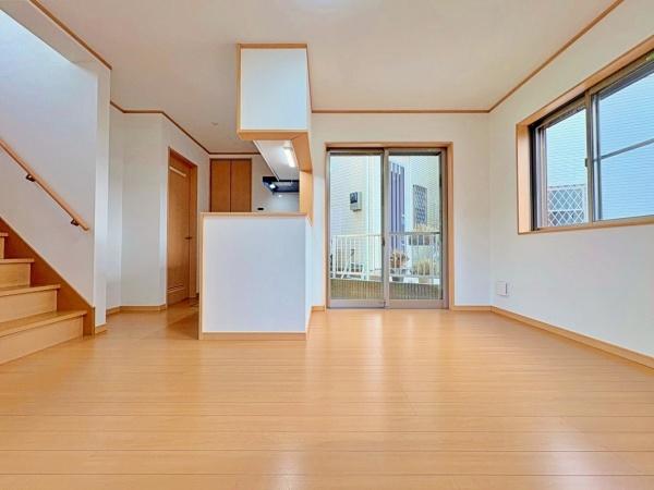 �_�ސ쌧���l�s���Z�c��4���ڂ̒��È�ˌ��Ẵ��r���O