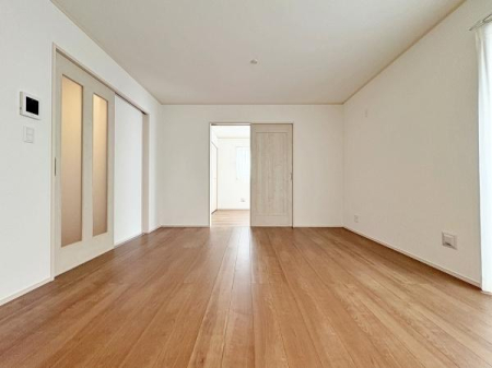 �_�ސ쌧���l�s���a�򒬂̐V�z��ˌ��Ẵ��r���O