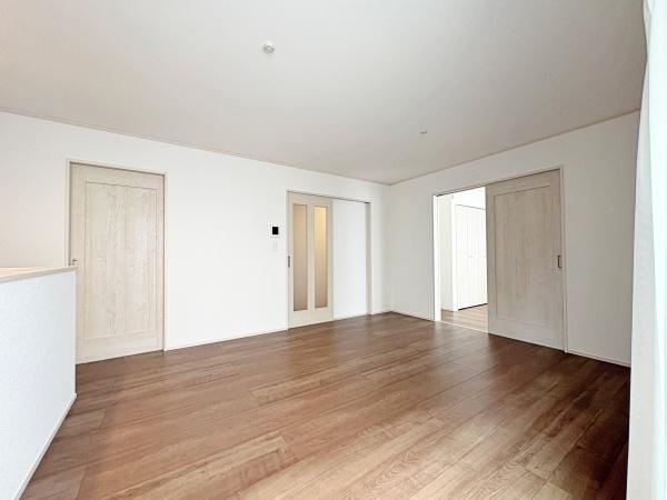 �_�ސ쌧���l�s���a�򒬂̐V�z��ˌ��Ẵ��r���O