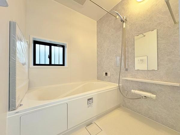 �_�ސ쌧���l�s���a�򒬂̐V�z��ˌ��Ă̗���