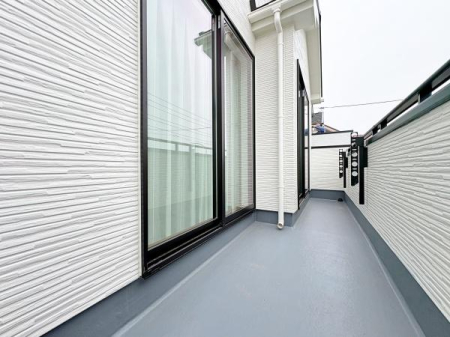 �_�ސ쌧���l�s���a�򒬂̐V�z��ˌ��Ẵo���R�j�[