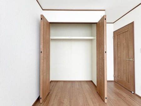 �_�ސ쌧���l�s���a�򒬂̐V�z��ˌ��Ă̎��[