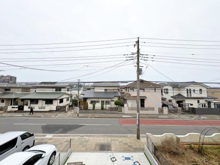 �_�ސ쌧���l�s���a�򒬂̐V�z��ˌ��Ă̏Z�˂���̒��]�ʐ^