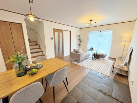 �_�ސ쌧���l�s���a�򒬂̐V�z��ˌ��Ẵ��r���O