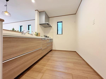 �_�ސ쌧���l�s���a�򒬂̐V�z��ˌ��ẴL�b�`��