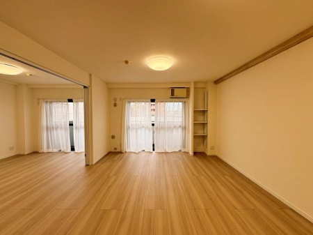 �_�ސ쌧��a�s�ъ�2���ڂ̒��Ã}���V�����̃��r���O