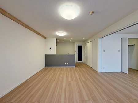 �_�ސ쌧��a�s�ъ�2���ڂ̒��Ã}���V�����̃��r���O