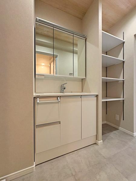 �_�ސ쌧��a�s�ъ�2���ڂ̒��Ã}���V�����̐��ʑ�E���ʏ�