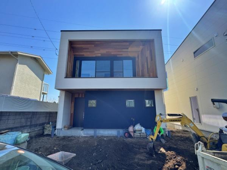 �_�ސ쌧����s�А��R1���ڂ̐V�z��ˌ��Ă̌��n�O�ώʐ^