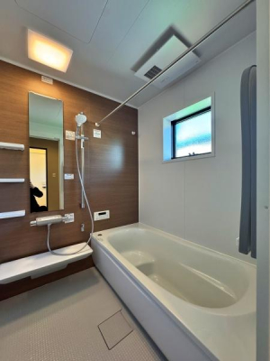 �_�ސ쌧����s�А��R1���ڂ̐V�z��ˌ��Ă̗���